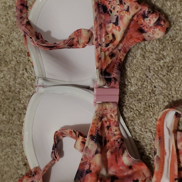 ASOS swim underwire bikini - Picture 4 of 6